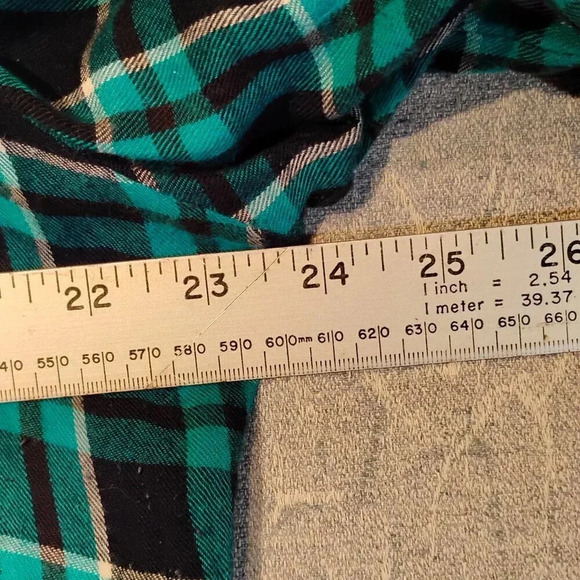 George  Women's NWOT Blue/Green Plaid Peplum Back L. Sleeve Button Down Shirt XL - Picture 7 of 8
